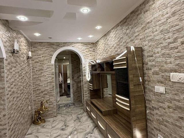ŞİRİNYER MERKEZİ KONUMDA 4+1 BAKIMLI DAİRE