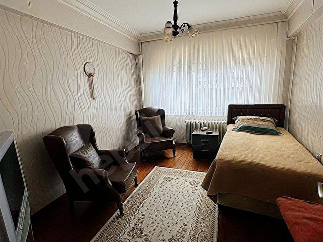 REELDEN ÇİFTLİK CADDESİNE CEPHE ARA KAT KATTA TEK ÇOK GENİŞ 3+1 - Görsel 25