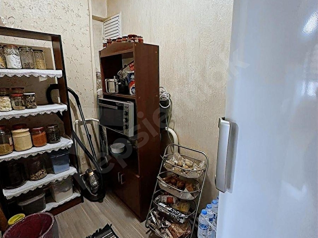 REELDEN ÇİFTLİK CADDESİNE CEPHE ARA KAT KATTA TEK ÇOK GENİŞ 3+1 - Görsel 28