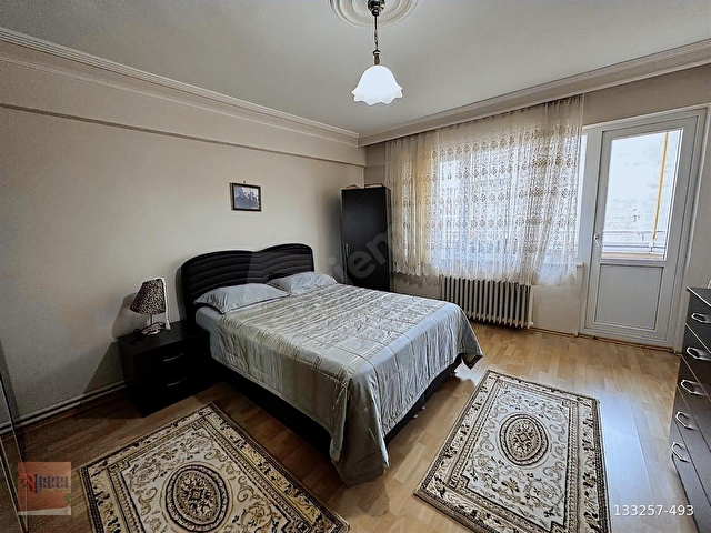 REELDEN ÇİFTLİK CADDESİNE CEPHE ARA KAT KATTA TEK ÇOK GENİŞ 3+1 - Görsel 19