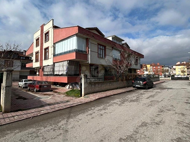 CENGİZLER GAYRİMENKUL’den GAZİOSMANPAŞA’da 4+1 TERS DUBLEX SATILIK DAİRE