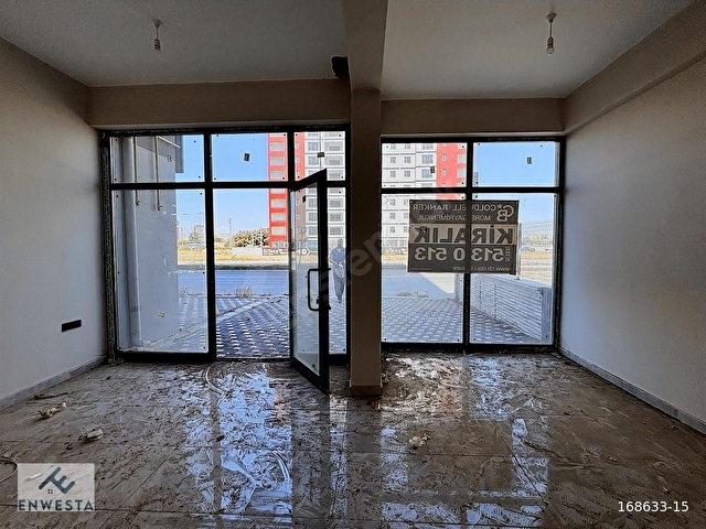 ZÜMRÜTTE CADDE ÜZERİ SIFIR KİRALIK DÜKKAN - Görsel 3