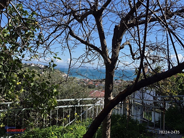 Karaburunda Deniz Manzaralı Satılık Yazlık - Görsel 8