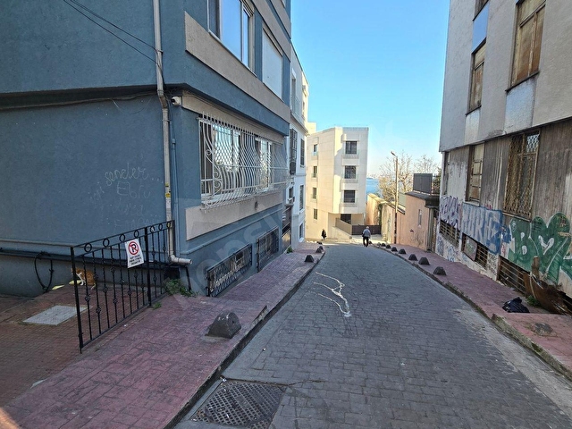 CİHANGİR CADDESİ’nde MİMARİ DEKORASYONLU DAİRE - Görsel 2