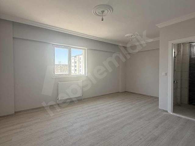 KILAVUZ MAHALLESİNDE SATILIK GÜNEY CEPHE 4+1 SIFIR DAİRE - Görsel 12