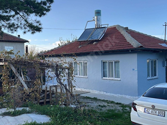 MÜSTAKİL EVİ OLAN 2661 M2 GÖL MANZARALI BAHÇEMİZ ACİL SATILIKTIR
