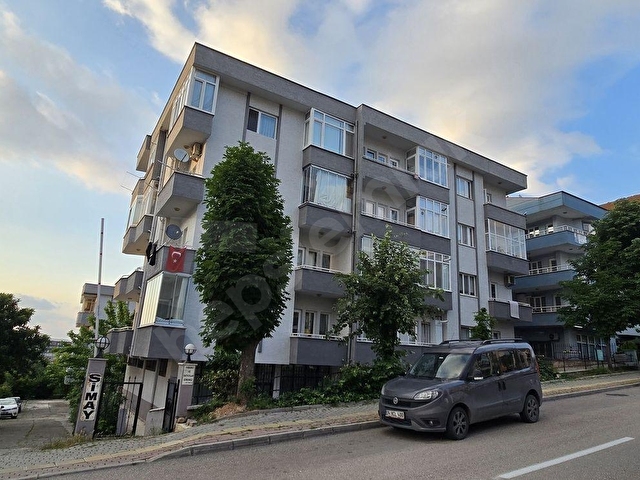 BEŞEVLERDE CEDDE ÜSTÜNDE KİRALIK DÜKKAN