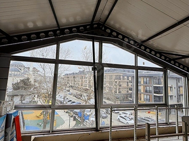 Çengelköy Bahçelievlerde Caddeye Bakan Kiralık 600 m2 Mağaza - Görsel 6