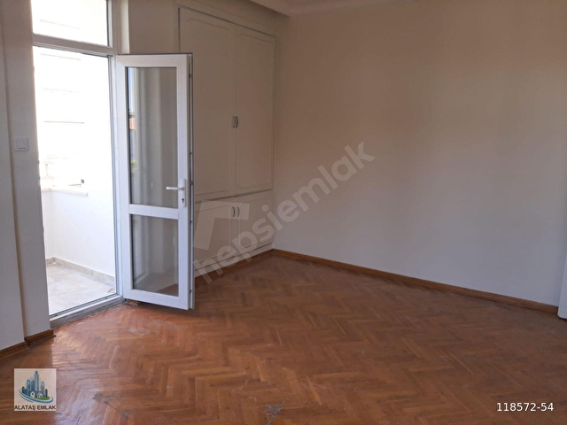 Fevzi Cakmak Caddesinde Kiralık 4+1 daire - Görsel 12