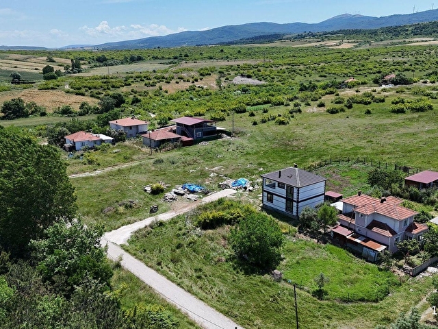 BALIKESİR MANYAS ÇARŞI MAHALLESİNDE SATILIK 281 M2 İMARLI ARSA - Görsel 12