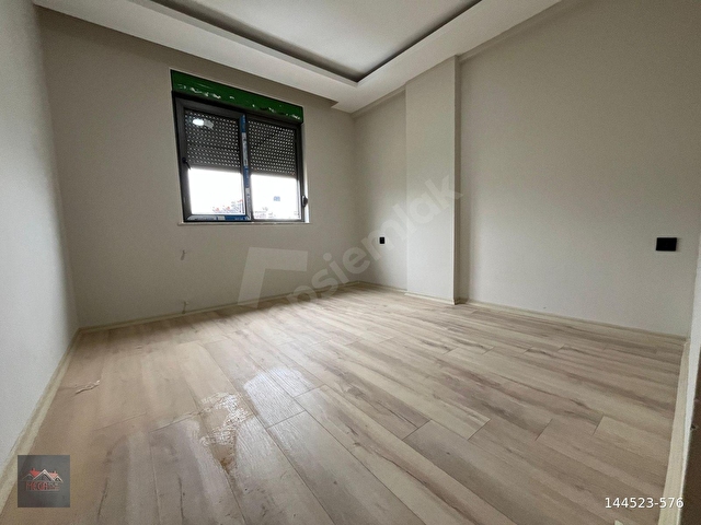 SATILIK DAİRE 2+1 AYRI MUTFAKLI KATTA TRAMVAYA YAKIN KONUM - Görsel 14