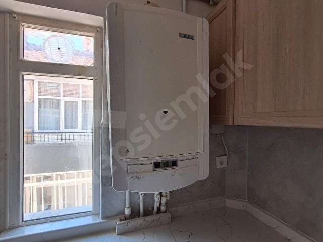 ÇANKAYA AŞIKPAŞA MAHALLESİNDE KİRALIK 3+1 KATTA YENİLENMİŞ  DAİRE - Görsel 23