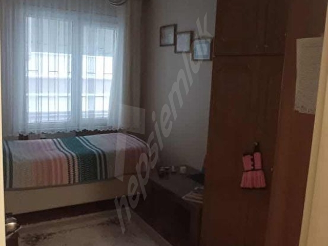 SAİT FAİK SOKAKTA GENİŞ 3+1 ARA KAT SATILIK DAİRE - Görsel 4