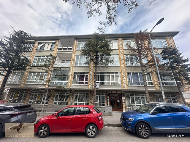 GAZİOSMANPAŞA KENNEDY CADDESİ ÜZERİNDE 2+1 SATILIK ARAKAT DAİRE - Görsel 4