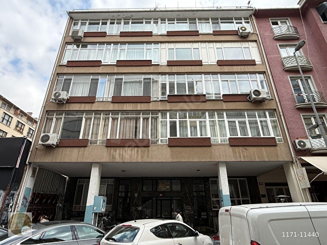A-Z EMLAK - MODA CADDESİ ÜZERİNDE 160m2 NET (2,5+1) - Görsel 26