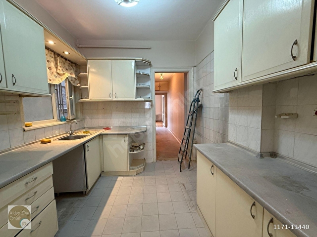 A-Z EMLAK - MODA CADDESİ ÜZERİNDE 160m2 NET (2,5+1) - Görsel 23