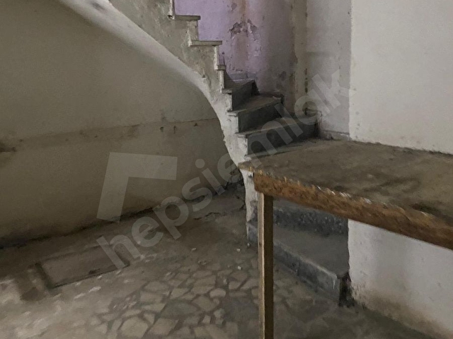 Zeytinburnu Sümer Mah Kiralık Dükkan 110 m2 Çift Katlı - Görsel 25