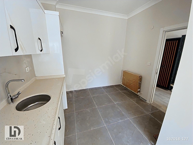 LİDYA EMLAKtan 4+2 170m2 Sıfır E-5 Yanı Satılık Dublex Daire - Görsel 4