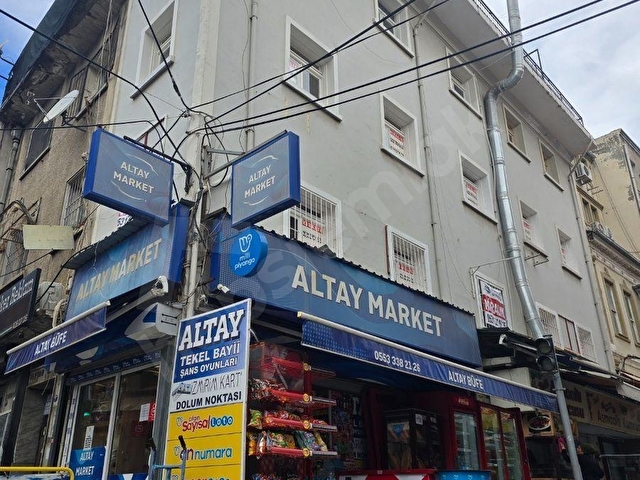 İzmir Tarihi Kemeraltı Çarşısında Kiralık Ofisler