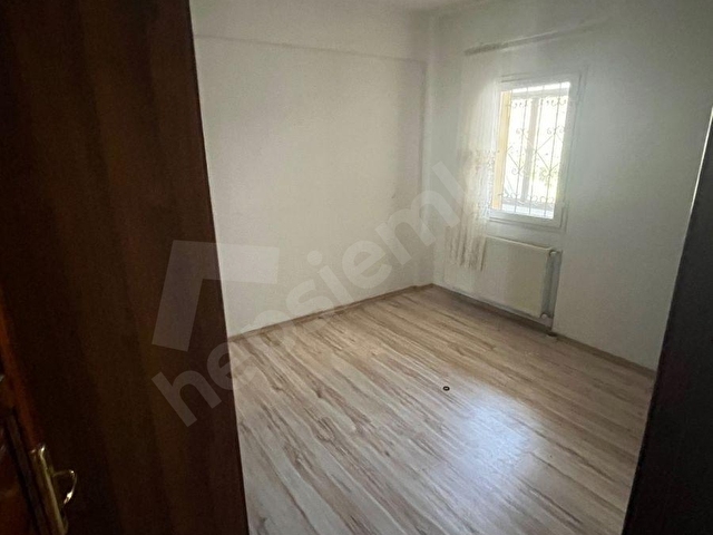 YOKUŞBAŞINDA Kombili 2+1 Kapalı Balkonlu Geniş Daire - Görsel 9