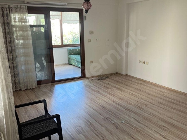 YOKUŞBAŞINDA Kombili 2+1 Kapalı Balkonlu Geniş Daire - Görsel 6