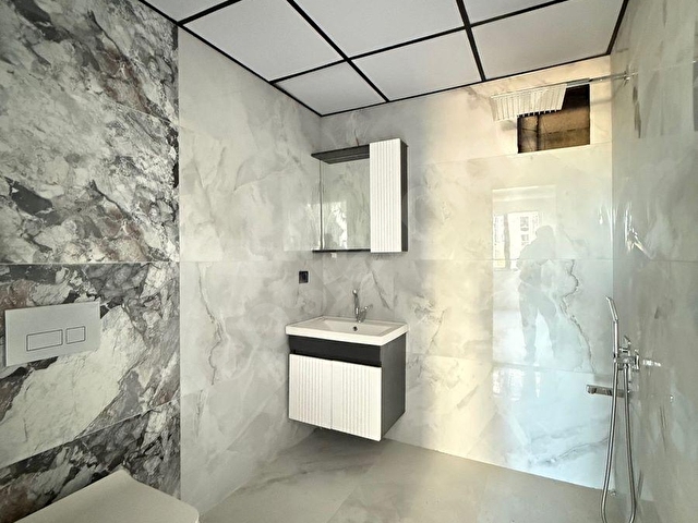 GÜLBAHÇE MAHALLESİNDE YAPIM AŞAMASINDA SATILIK LÜKS 3+1 DAİRE - Görsel 18