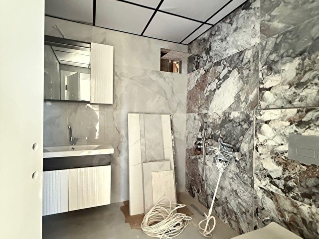 GÜLBAHÇE MAHALLESİNDE YAPIM AŞAMASINDA SATILIK LÜKS 3+1 DAİRE - Görsel 19