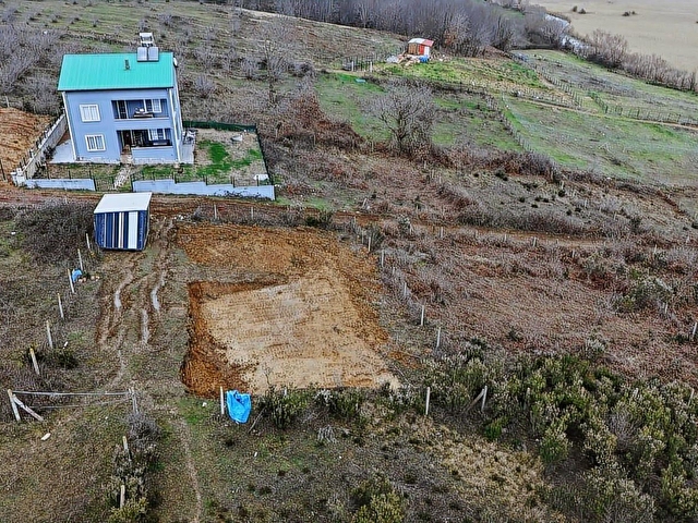 KANDIRA BABALIDA 500 M2 DENİZ MANZARALI TARLA