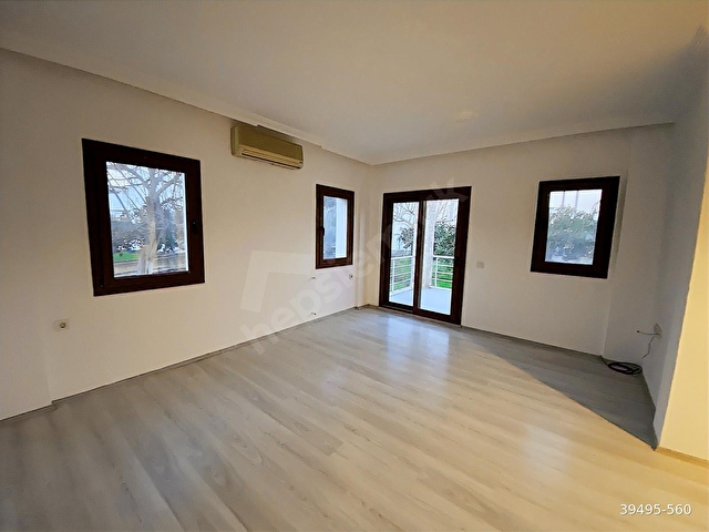 Gölköyde Merkezi Konumda Bahçe Katı Kiralık Daire - Görsel 7
