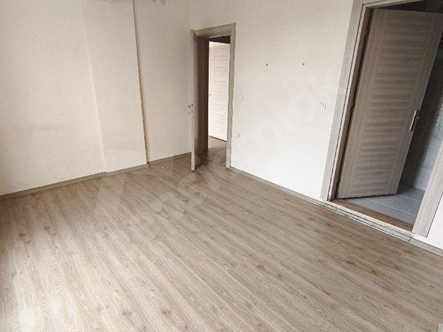 3+1 kullanışlı daire - Görsel 8