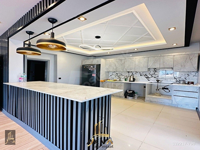 SİTE İÇİNDE GÜVENLİKLİ + HAVUZLU 3+1 GENİŞ 160m² ACİL SATILIK !! - Görsel 6