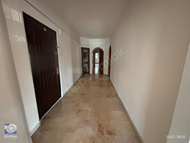 UĞUR MUMCU SOKAKTA GİRİŞ ÖN 4+1DEN 3+1E ÇEVRİLMİŞ KOMBİLİ İKİ ARAÇLIK OTOPARKLI 145M2 İKİ BANYOLU - Görsel 13