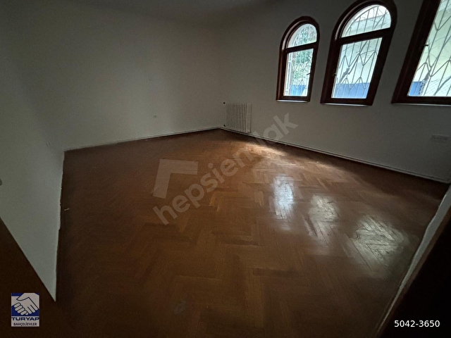 UĞUR MUMCU SOKAKTA GİRİŞ ÖN 4+1DEN 3+1E ÇEVRİLMİŞ KOMBİLİ İKİ ARAÇLIK OTOPARKLI 145M2 İKİ BANYOLU - Görsel 10