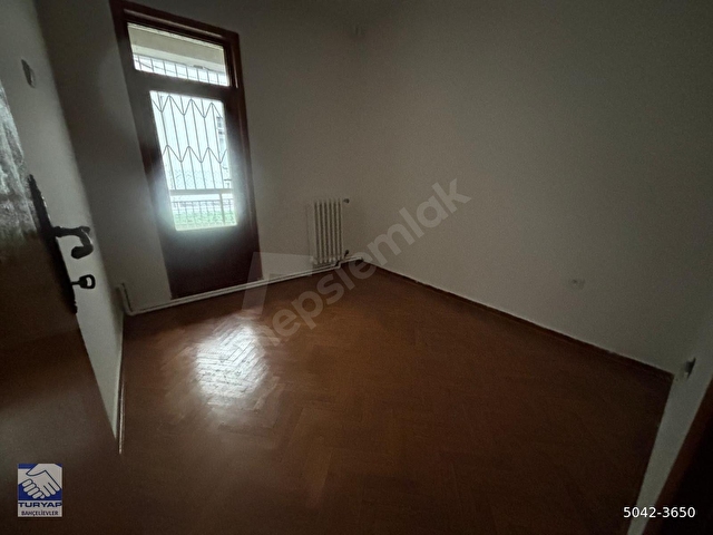 UĞUR MUMCU SOKAKTA GİRİŞ ÖN 4+1DEN 3+1E ÇEVRİLMİŞ KOMBİLİ İKİ ARAÇLIK OTOPARKLI 145M2 İKİ BANYOLU - Görsel 8