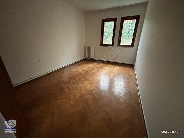 UĞUR MUMCU SOKAKTA GİRİŞ ÖN 4+1DEN 3+1E ÇEVRİLMİŞ KOMBİLİ İKİ ARAÇLIK OTOPARKLI 145M2 İKİ BANYOLU - Görsel 9