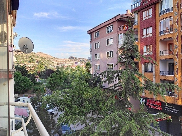 ZÜBEYDE HANIMDA (YENİZİRAAT KISMINDA) ARAKAT, GÜNEY -DOGU CEPHE 3 +1 KİRALIK DAİRE - Görsel 4