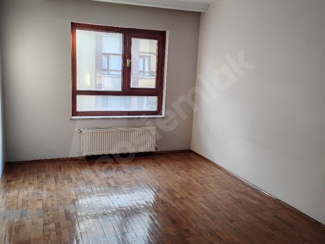 ZÜBEYDE HANIMDA (YENİZİRAAT KISMINDA) ARAKAT, GÜNEY -DOGU CEPHE 3 +1 KİRALIK DAİRE - Görsel 8