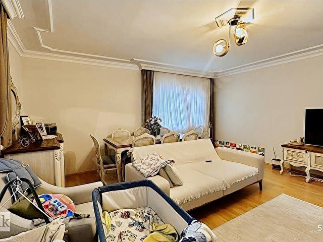 ÖVEÇLER VE SOKULLU YAKINI 3+1+2 BANYOLU ÖN CEPHE ASANSÖRLÜ - Görsel 9