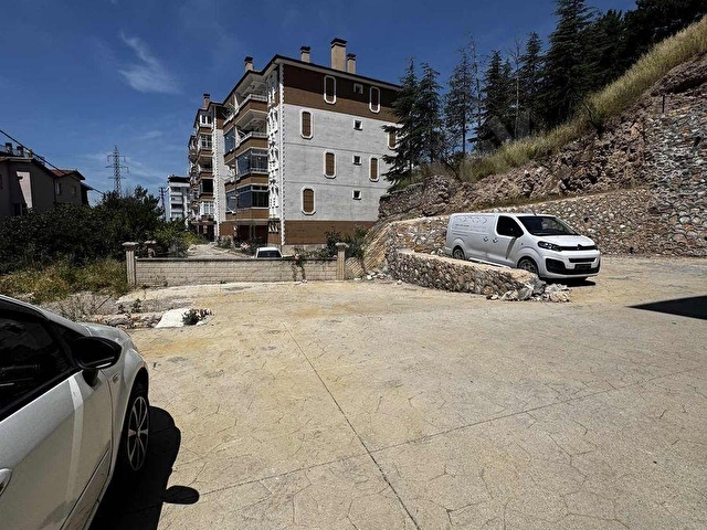 BAHÇELİ EVLERde 3+1 SATILIK ARAKAT HATUNOĞLU GAYRİMENKUL - Görsel 3