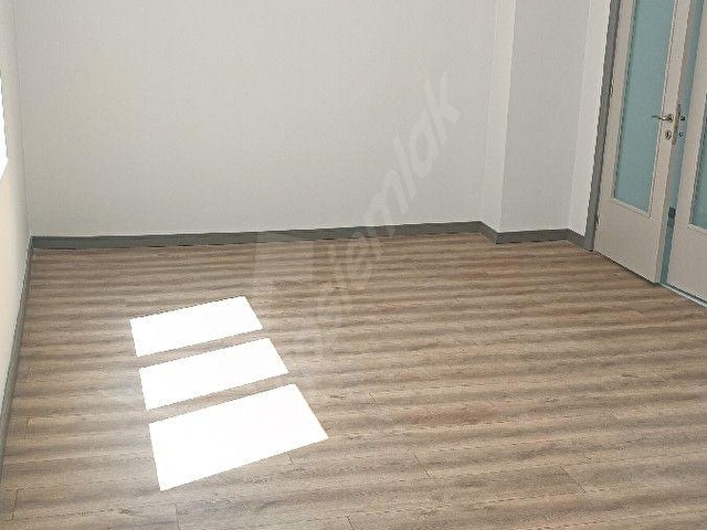 MURATPAŞA/YILDIZ MAH. 1.KAT 3+1 İÇİ TAMAMEN SIFIRDAN YENİ YAPILMIŞ SÜPER LÜKS DAİRE - Görsel 3