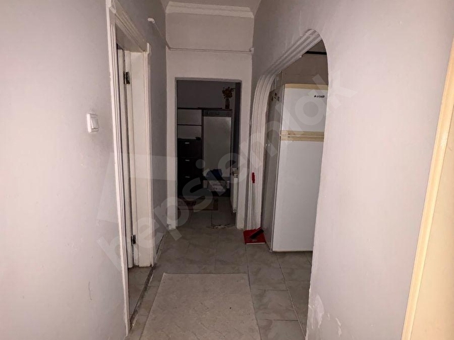 MAHMUT ESAT BOZKURT CADDESİ ÜZERİNDE YATIRIMLIK BİNADA KATTA 2+1 KOMBİLİ DAİRE - Görsel 13