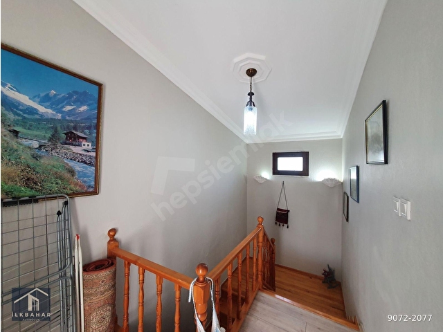 ALTINOLUK İLKBAHARDA DENİZE YAKIN 1350M2 ARSA İÇİNDE EMSALSİZ ÇİFTLİK EVİ - Görsel 17