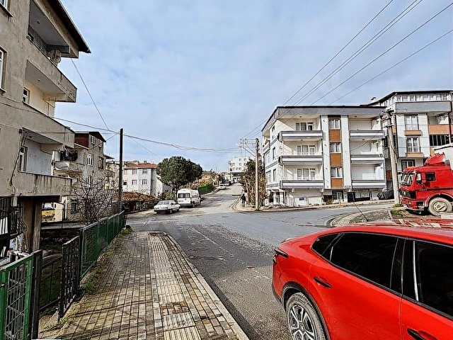 Gebzede imarli 8 dairelik E5 dibinde Ankara cad 352 m2 arsa - Görsel 3
