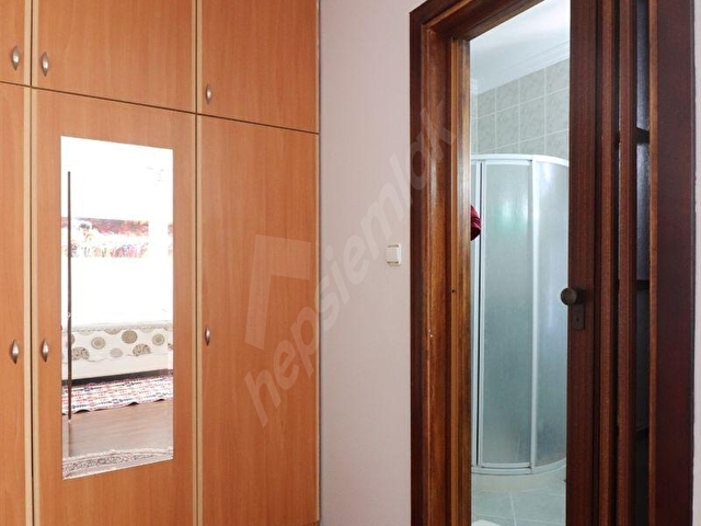 Alaçatı da Tam Müstakil 5+1 Bahçeli Büyük Havuzlu Villa - Görsel 25