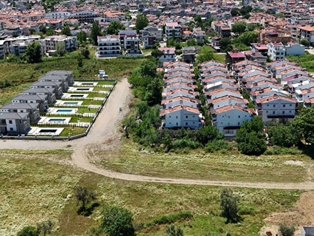 Durmuşoğlu Gayrimenkulden Balıkesir/Edremit/Akçay/Kızılkeçilide Satılık Villa Arsaları - Görsel 7