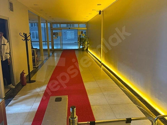SARRAF YAPIDAN SİTE İÇERİSİNDE GENİŞ KULANIŞLI 1+1 DAİRE!!! - Görsel 18