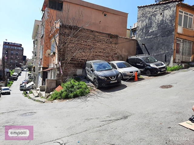 KINALIKEKLİK SOKAKTA 45 M2 KÖŞE ARSA - Görsel 3