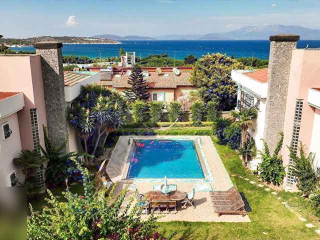 Çeşme Boyalıkta Plaja Sadece 200m Uzaklıkta Tam Müstakil Villa - Görsel 14