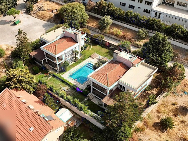 Çeşme Boyalıkta Plaja Sadece 200m Uzaklıkta Tam Müstakil Villa - Görsel 8