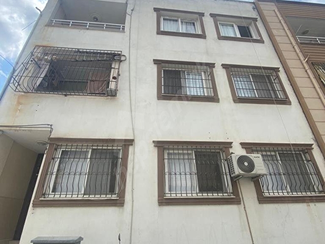 DUMLUPINAR MAHALLESİNDE HASARSIZ UYGUN 2+1 DAİRE